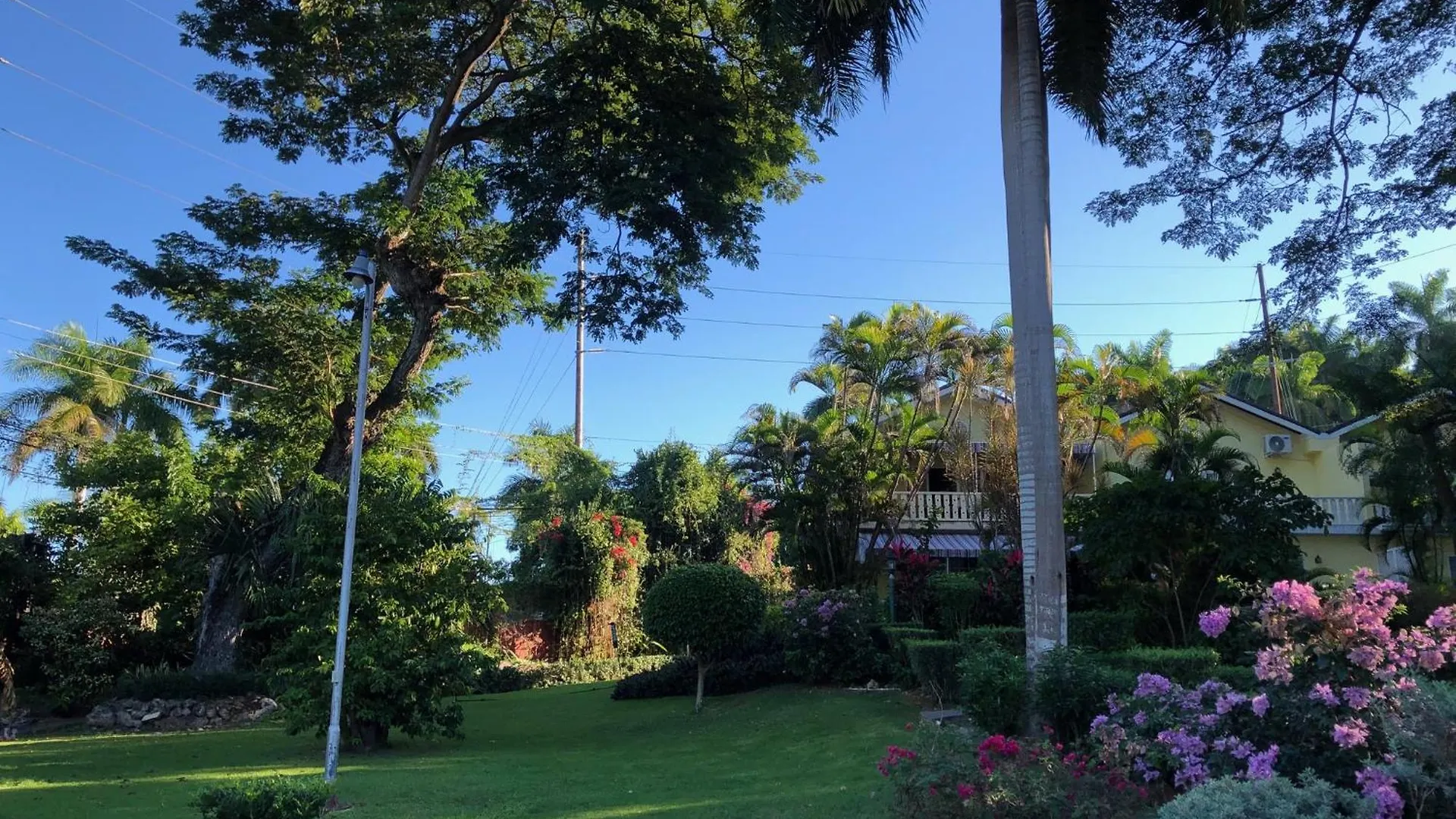 Montego Bay Beach House Holiday home Montego Bay